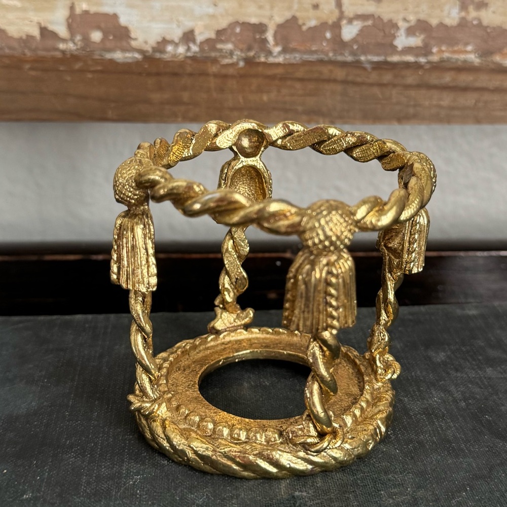 Vintage Gold Stand